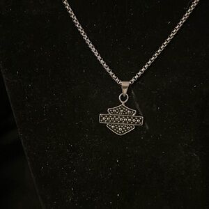 Harley-Davidson women’s necklace